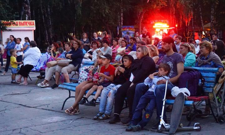 С 1 июля в городе заработают три бесплатных кинотеатра под открытым небом