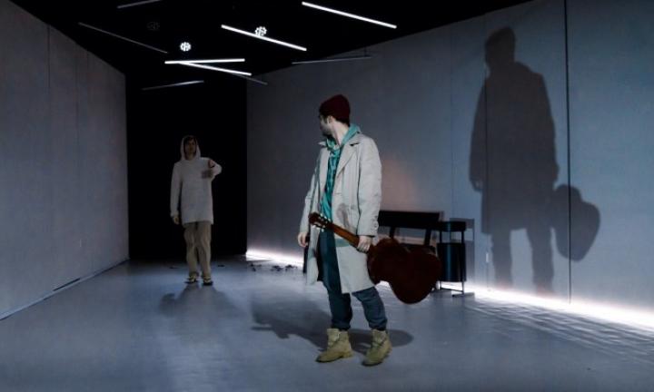 Омский актёр едет на АРТМИГРАЦИЮ