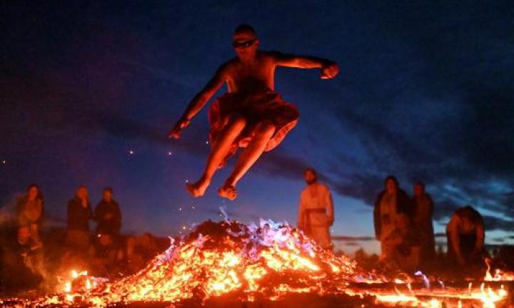 Снимок омского фотографа попал в список лучших снимков июня от Reuters